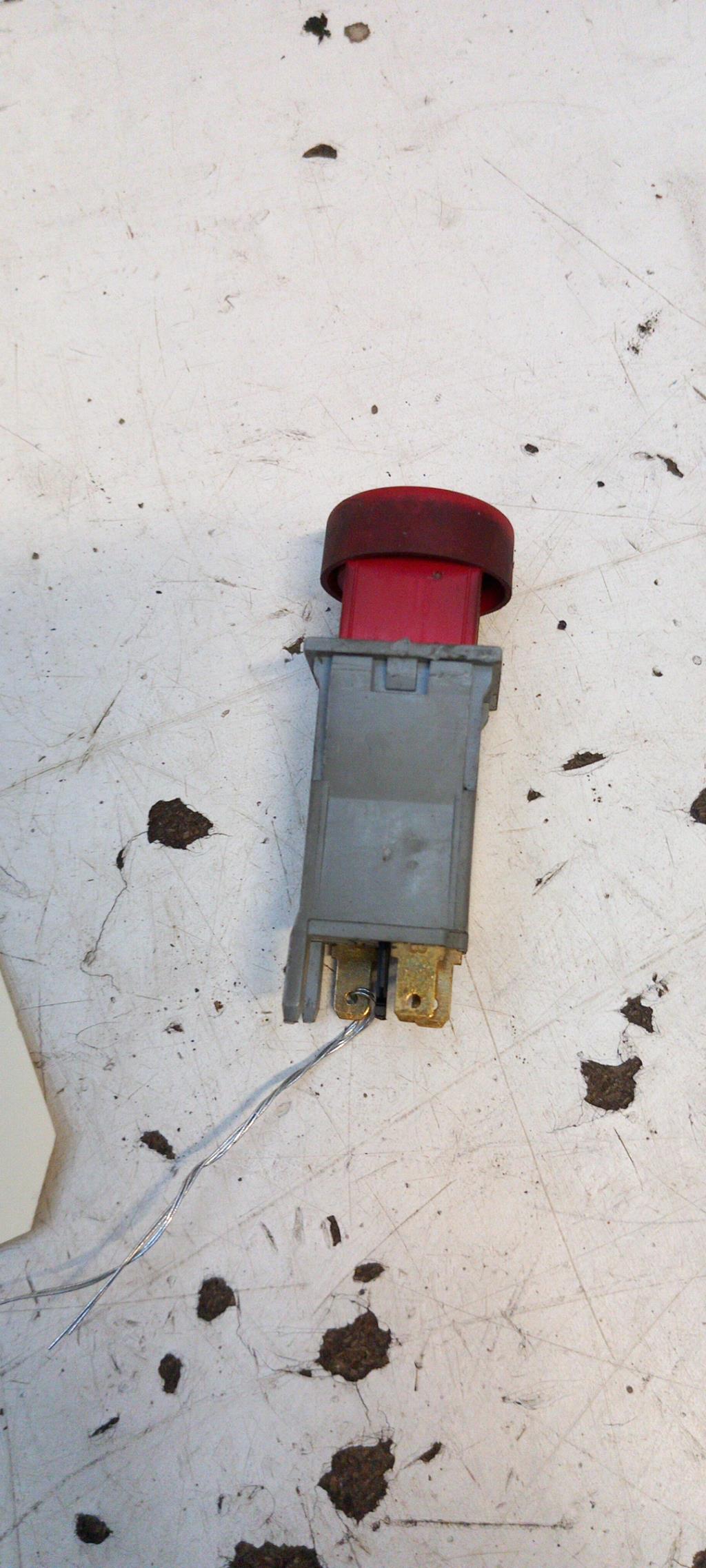 Bouton de warning PEUGEOT PARTNER 1 PHASE 1 Diesel - 1