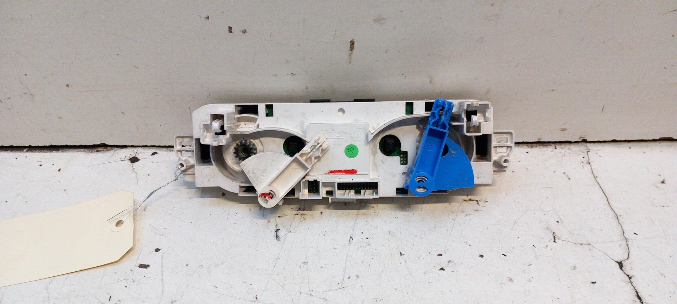 Commande chauffage RENAULT MEGANE 3 PHASE 1 Diesel - 1