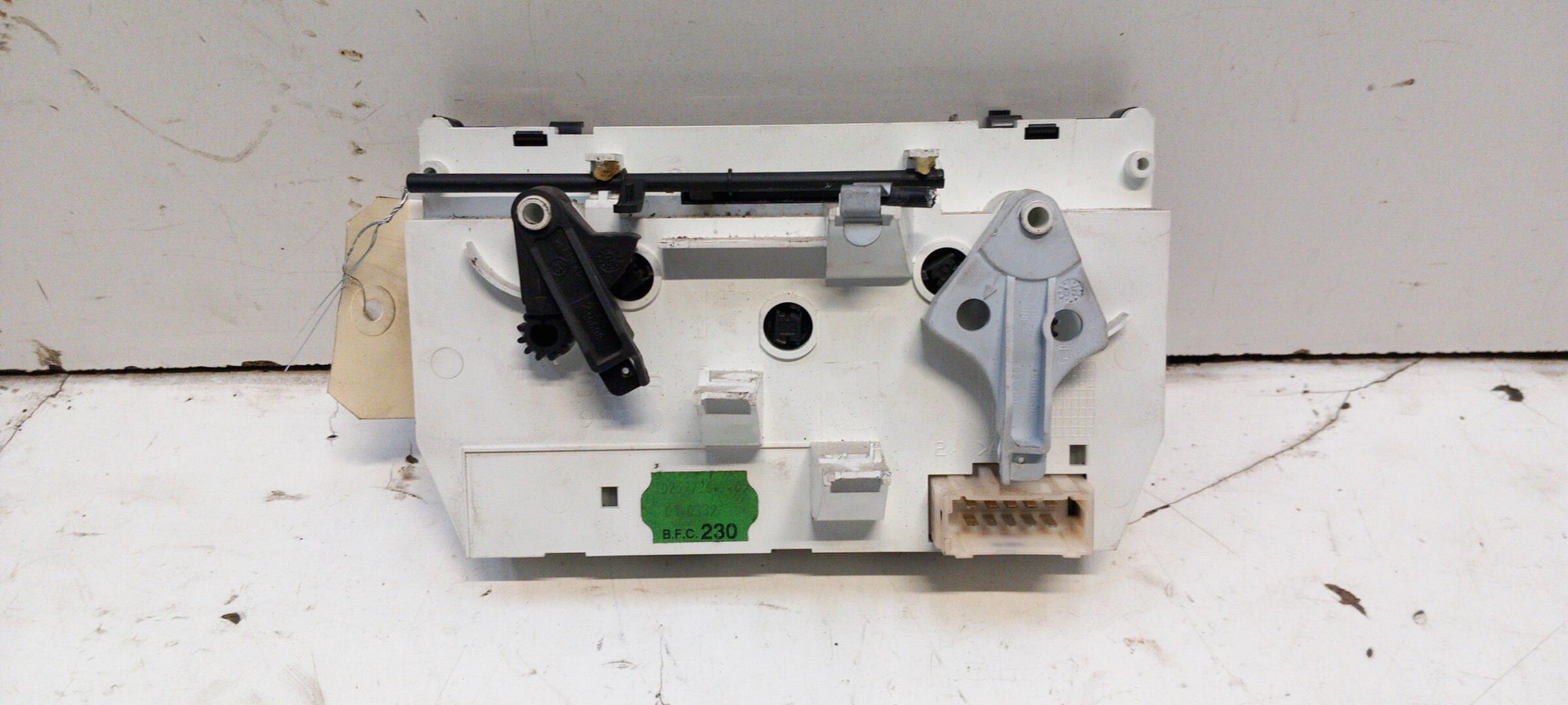 Commande chauffage PEUGEOT 206 PHASE 2 Essence - 1