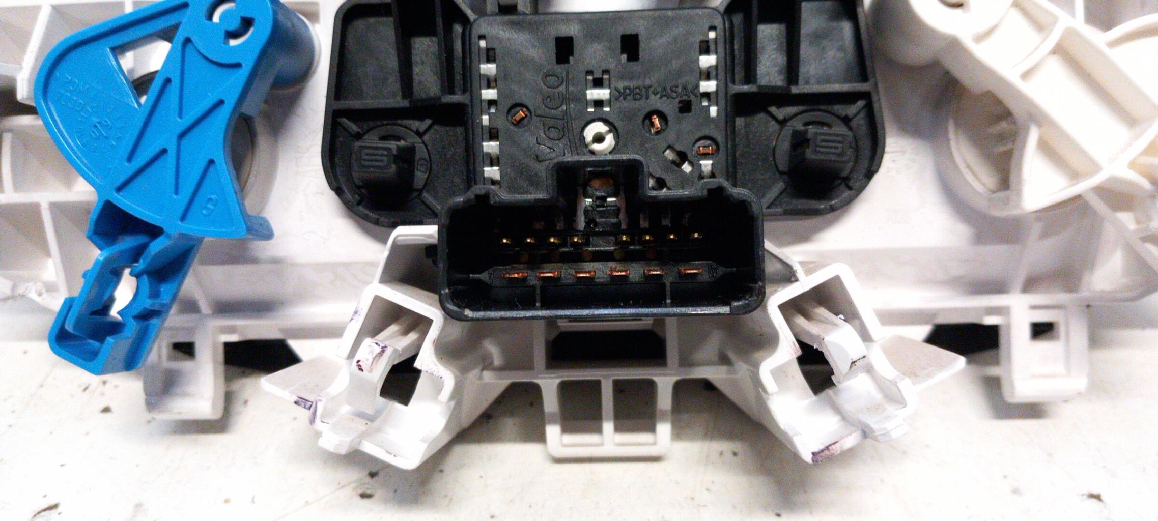 Commande chauffage RENAULT TWINGO 2 PHASE 1 Essence - 1