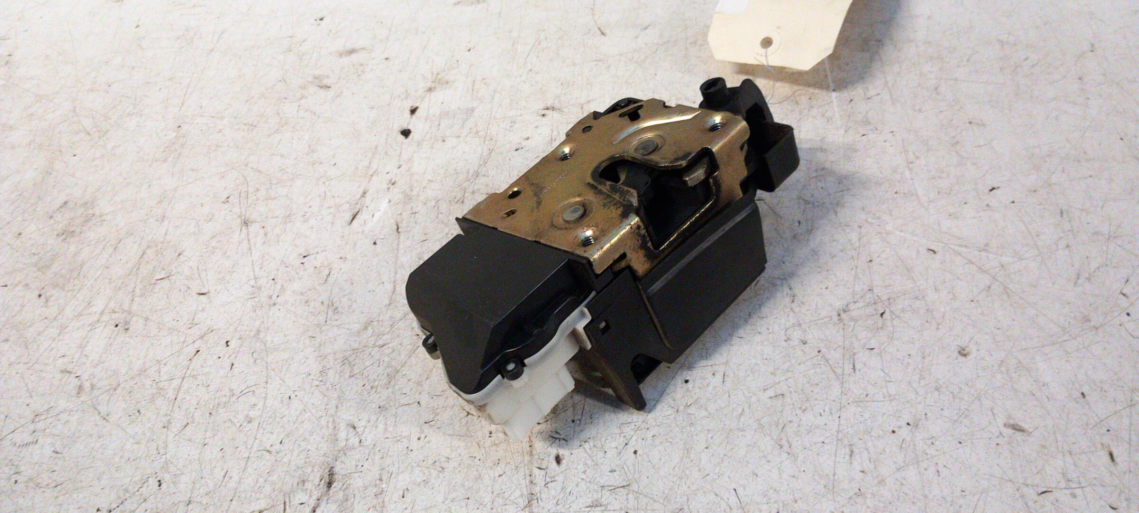 Chiusura centralizzata posteriore destra CITROEN XSARA PHASE 2 BREAK Diésel - 1