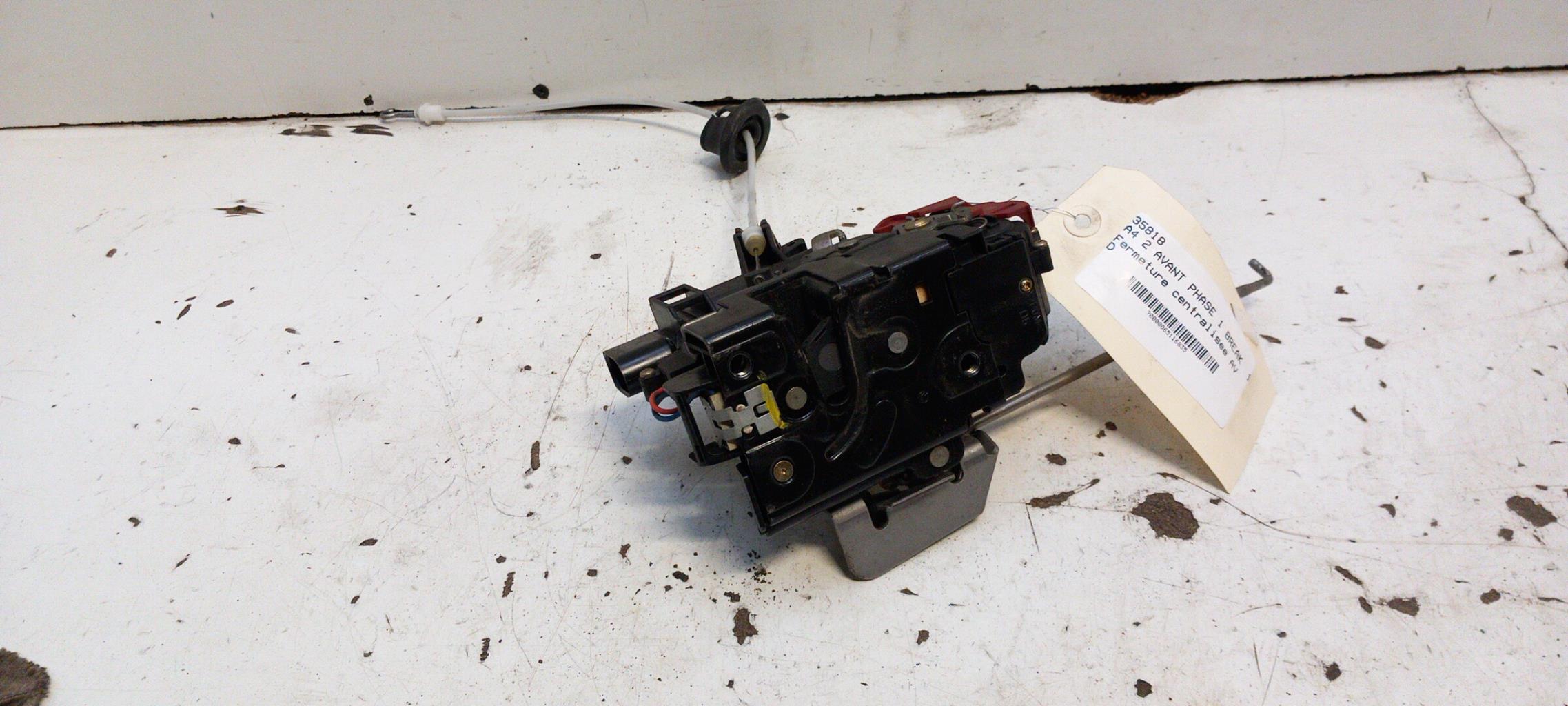 Chiusura centralizzata anteriore destra AUDI A4 2 AVANT PHASE 1 BREAK Diésel - 1