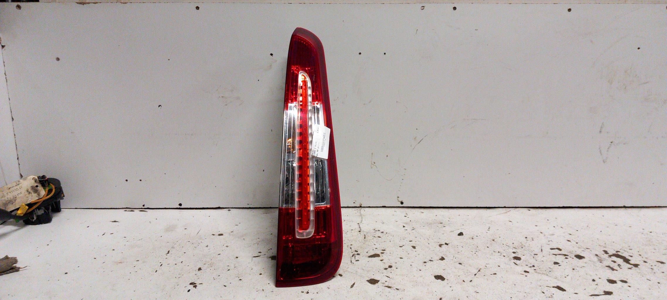 Fanale posteriore principale destro (luci) FORD C-MAX 1 PHASE 2 Diésel - 1