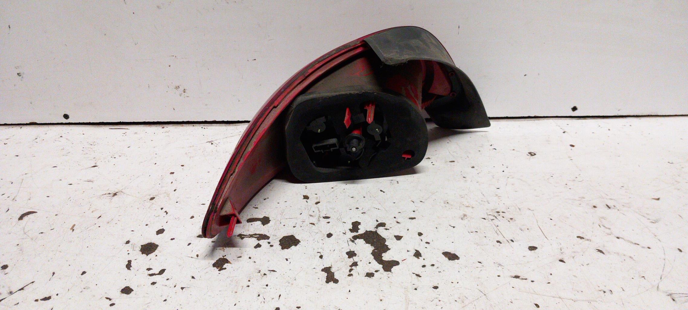 Fanale posteriore principale destro (luci) PEUGEOT 206+ Diésel - 1