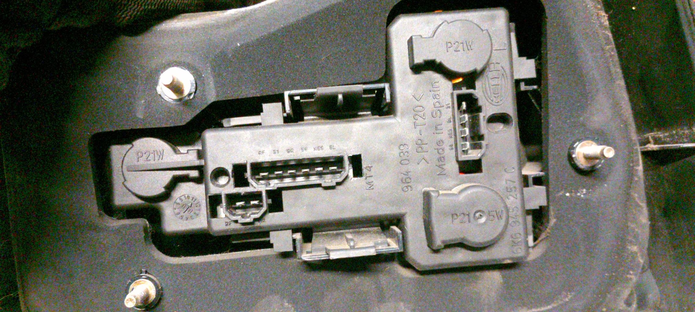Fanale posteriore principale sinistro (luci) SEAT IBIZA 2 PHASE 3 Diésel - 1