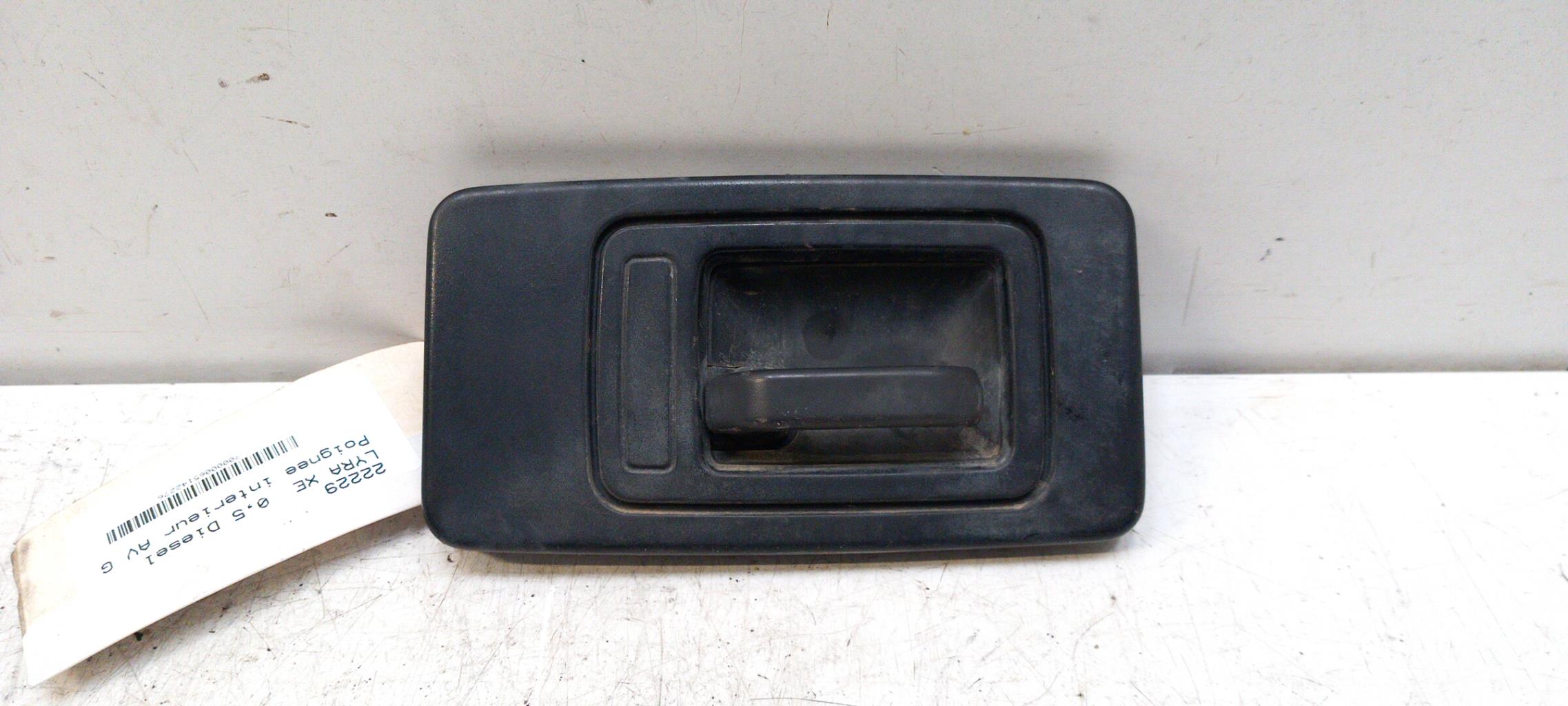 Poignee interieur avant gauche MICROCAR LYRA Diesel - 1
