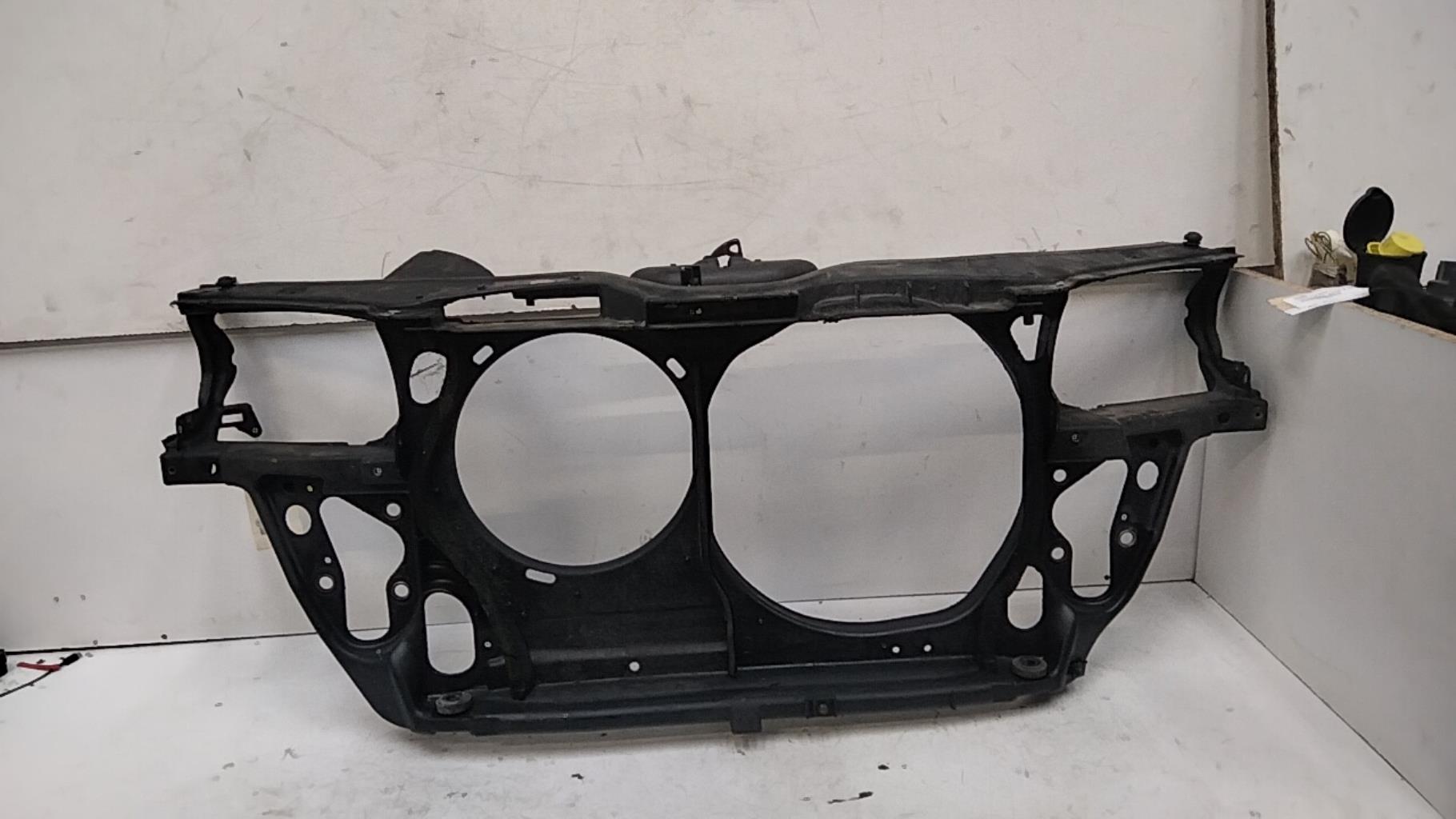 Pannellatura anteriore VOLKSWAGEN PASSAT 4 PHASE 1 BREAK Diésel - 1
