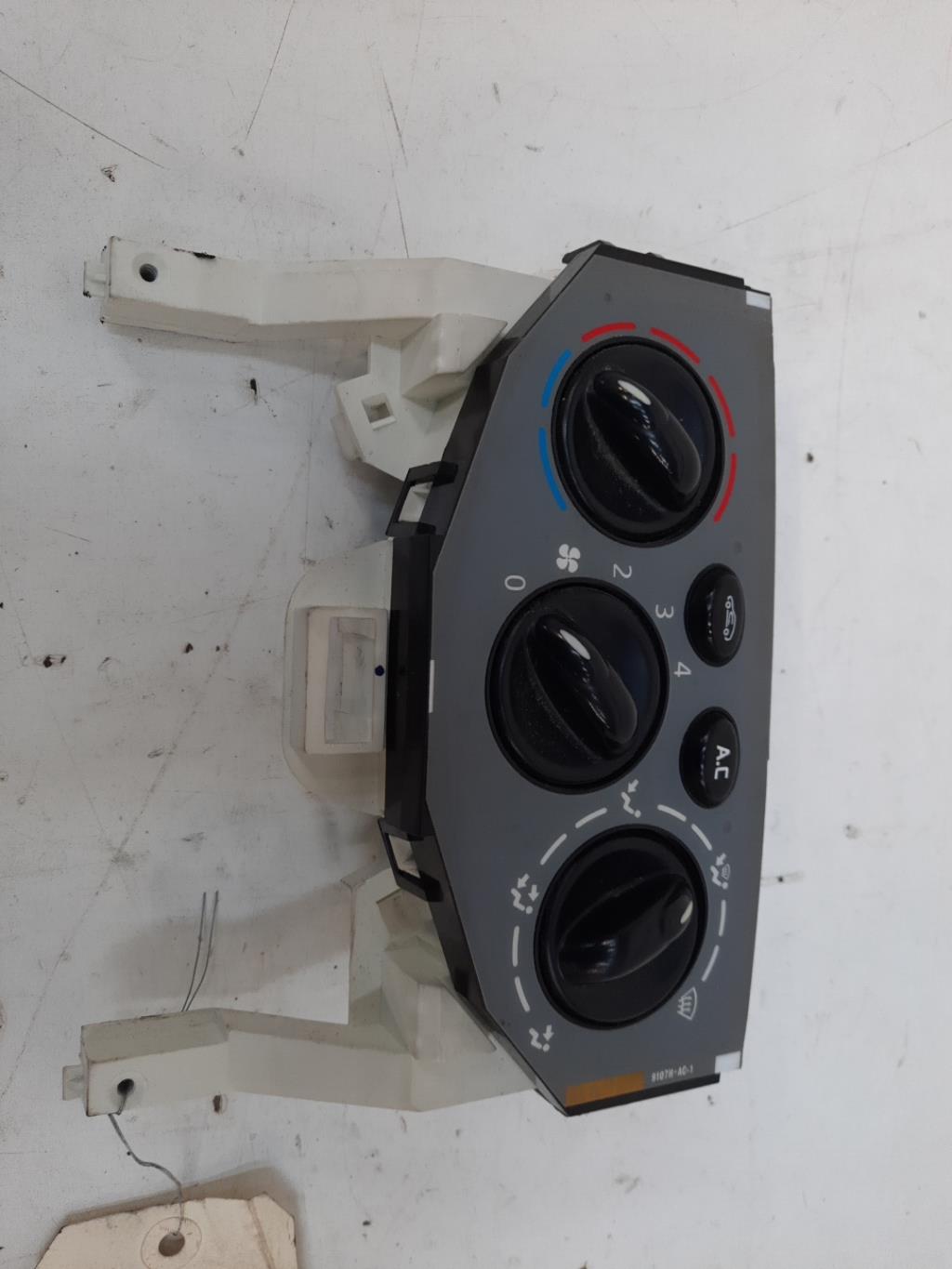 Commande chauffage RENAULT TRAFIC 2 PHASE 2  - 1