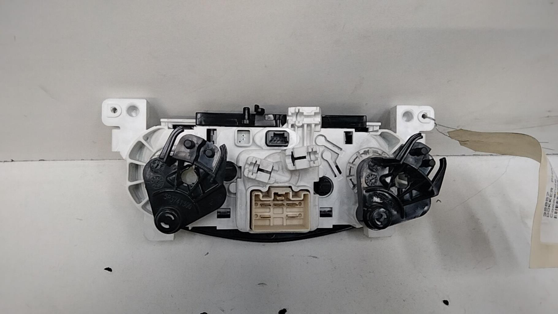 Commande chauffage DACIA DOKKER PHASE 1 Diesel - 1