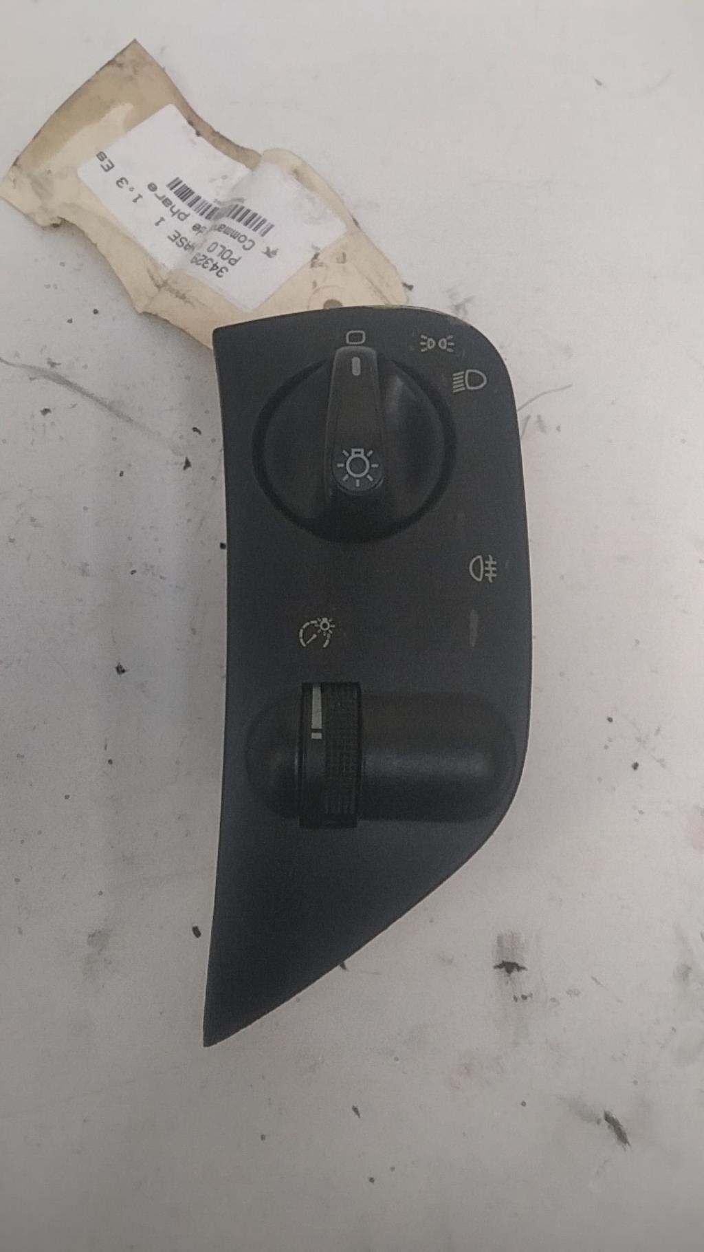 Commande de phare VOLKSWAGEN POLO 3 PHASE 1 Essence - 1