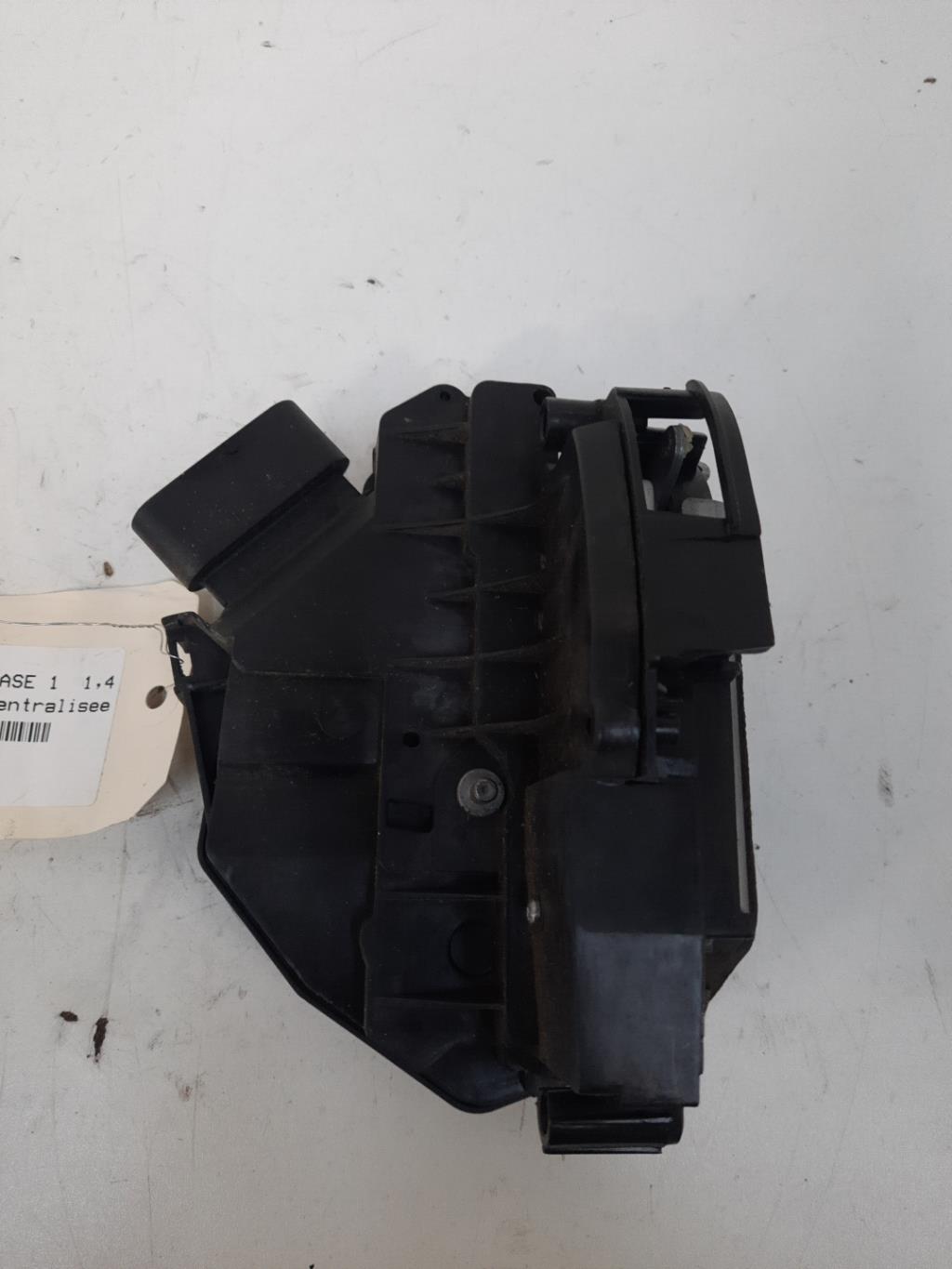 Chiusura centralizzata posteriore destra FORD FIESTA 6 PHASE 1 Diésel - 1