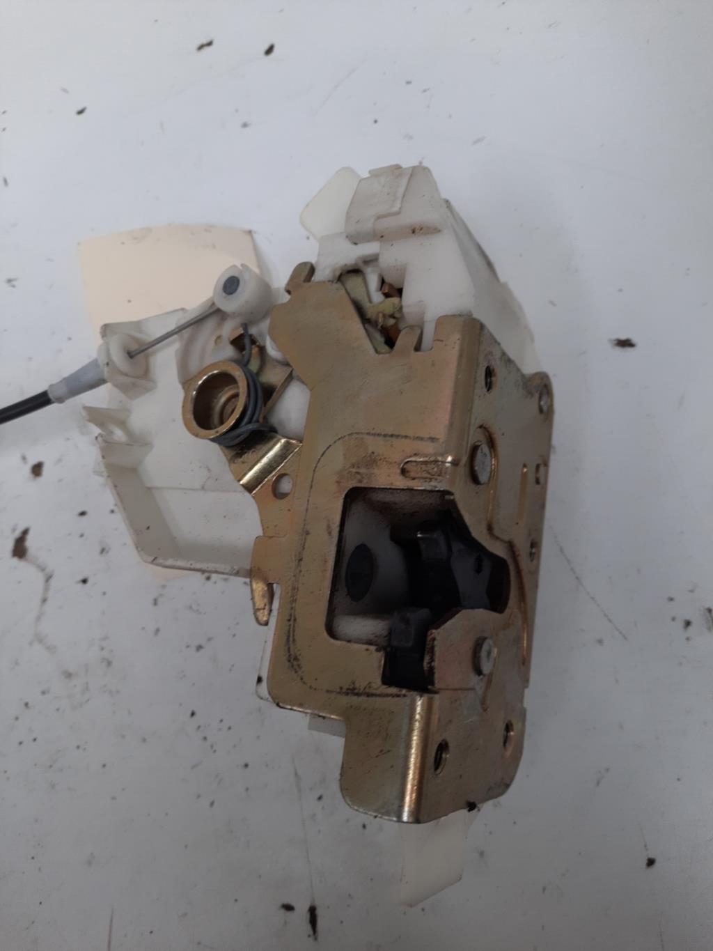 Chiusura centralizzata posteriore sinistra FORD MONDEO 2 Gasolina - 1