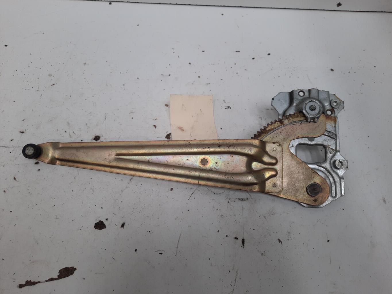 Alzacristalli manuale posteriore sinistro TOYOTA YARIS 1 PHASE 1 Diésel - 1