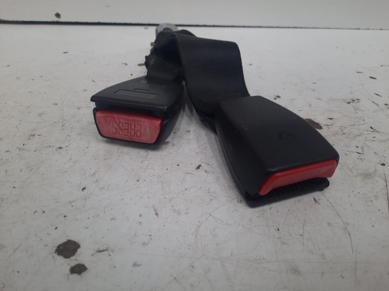 Aggancio cintura sicurezza posteriore destro BMW SERIE 3 E46 PHASE 2 Diésel - 1