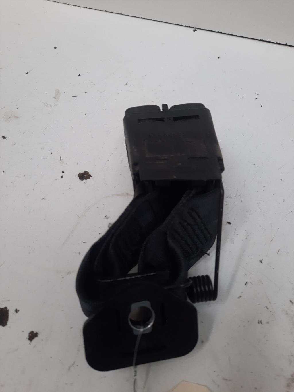 Aggancio cintura sicurezza posteriore sinistro RENAULT LAGUNA 1 PHASE 2  - 1