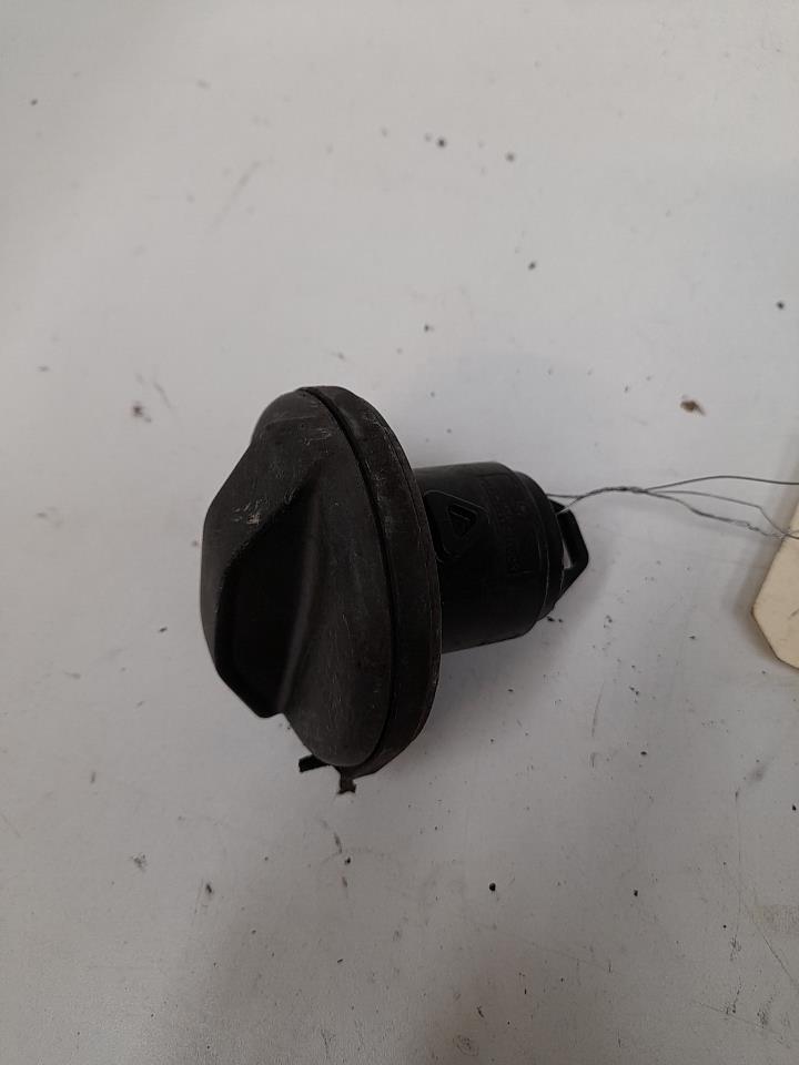 Bouchon de carburant FIAT STILO Essence - 1
