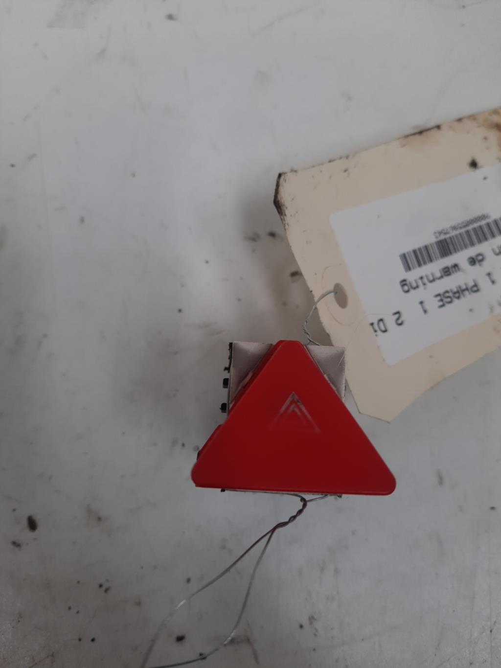 Interruttore luci emergenza VOLKSWAGEN TOURAN 1 PHASE 1 Diésel - 1