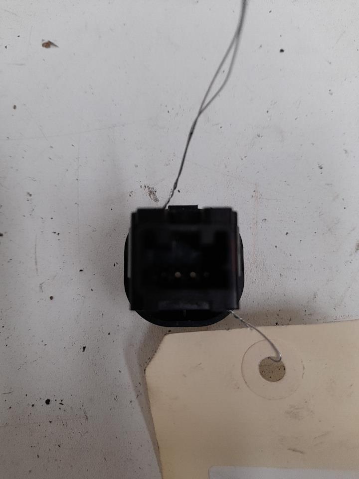 Bouton de warning NISSAN NV200 Diesel - 1