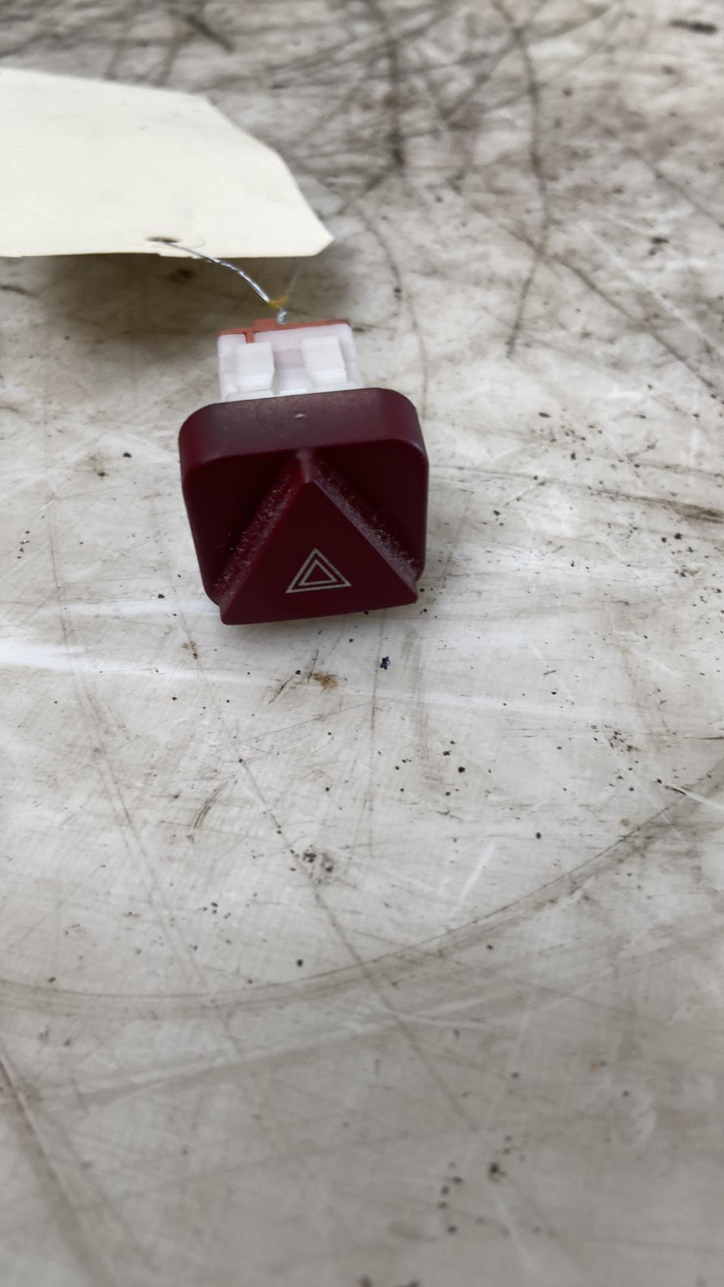 Bouton de warning PEUGEOT 1007  - 1