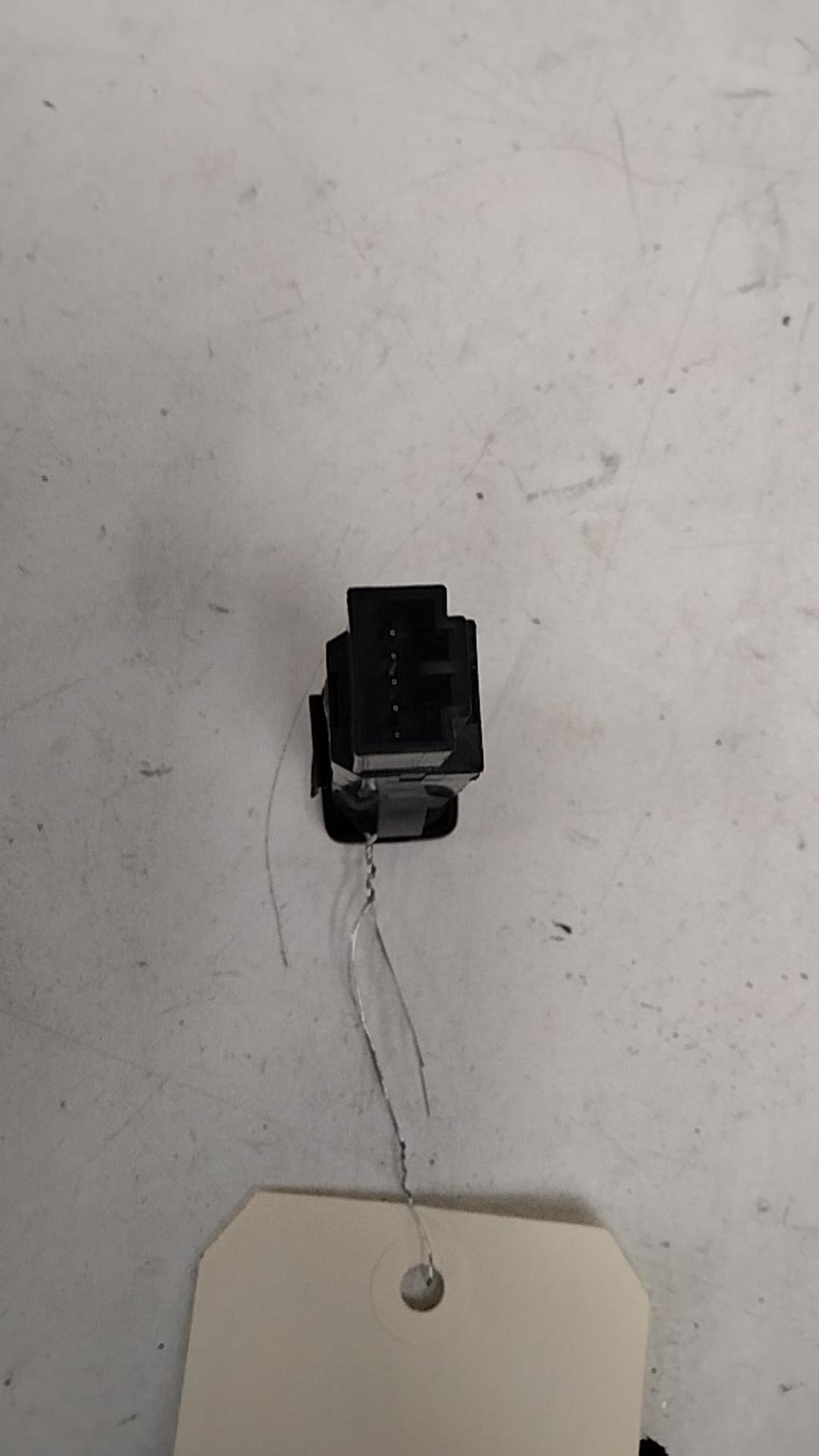 Bouton de warning VOLVO S 80 2 PHASE 1 Diesel - 1
