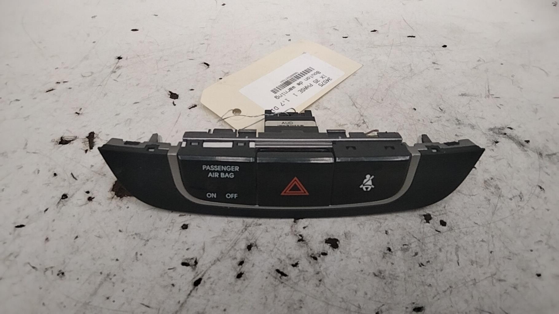 Bouton de warning HYUNDAI IX 35 PHASE 1 Diesel - 1