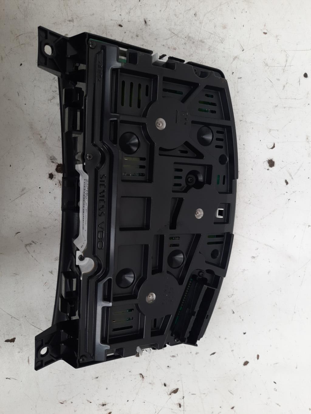 Compteur OPEL ZAFIRA B PHASE 1 Diesel - 1