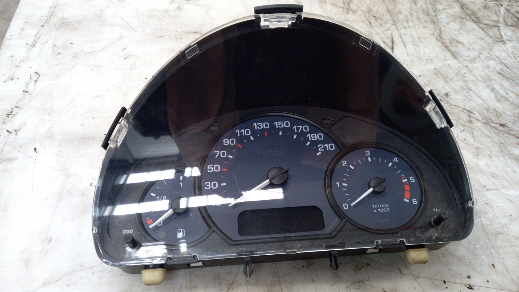 Compteur PEUGEOT 1007  - 1