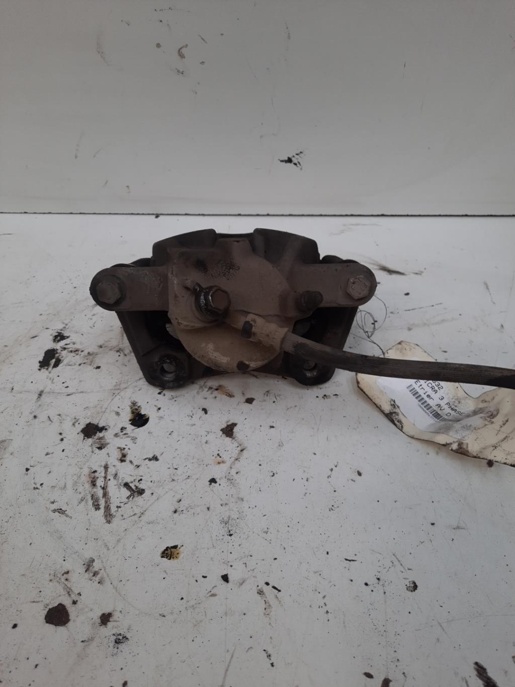 Pinza freni anteriore destra NISSAN MICRA 3 PHASE 1 Diésel - 1