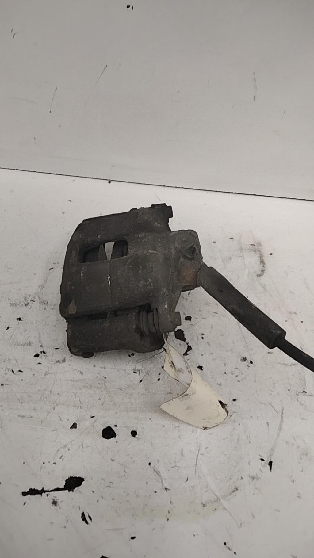 Pinza freni anteriore sinistra CITROEN C4 1 PHASE 1 Diésel - 1