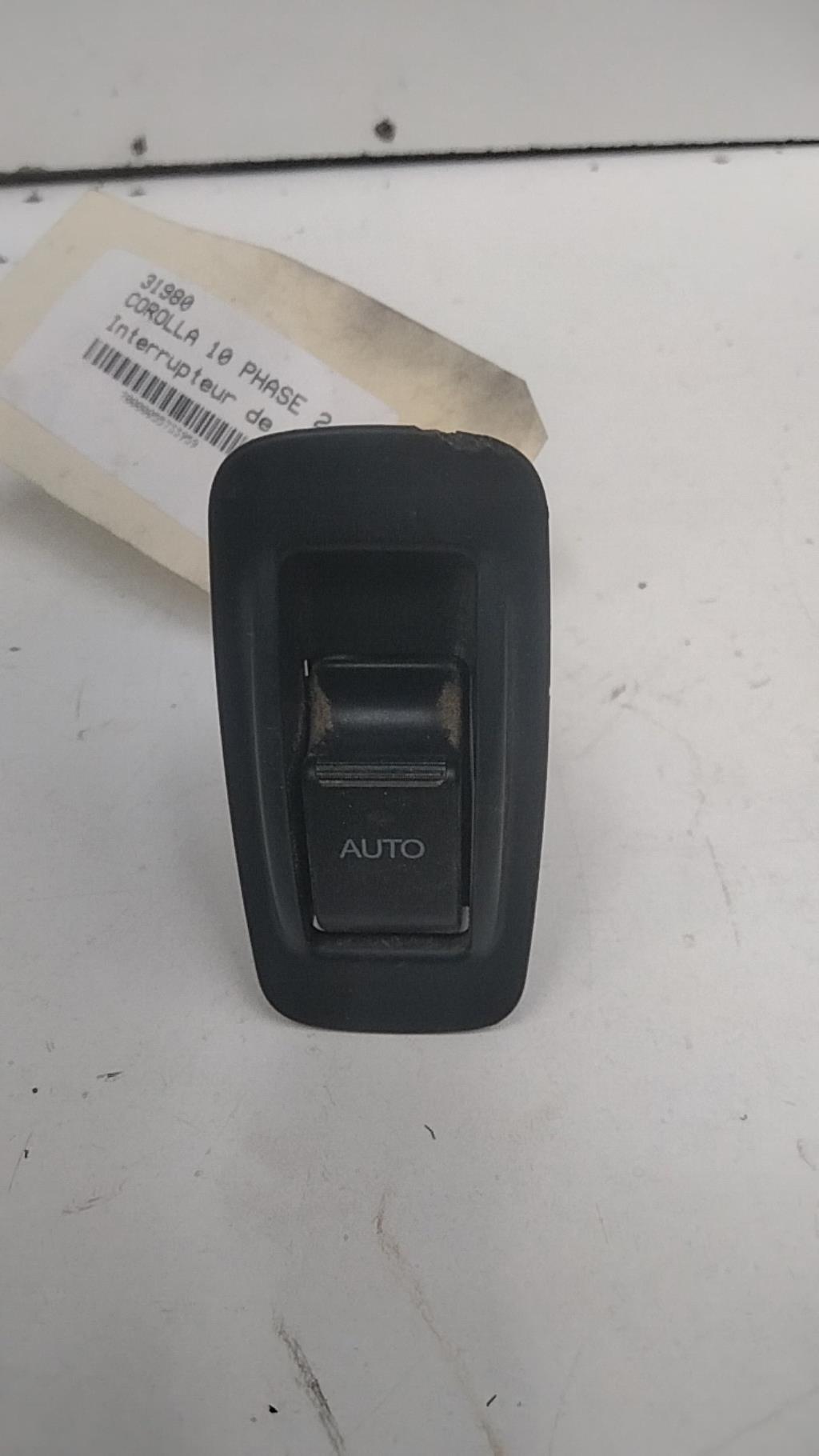 Interruttore lavacristalli posteriore sinistro TOYOTA COROLLA 10 PHASE 2 Diésel - 1