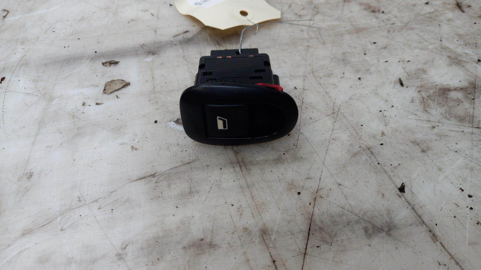 Interruttore lavacristalli anteriore destro PEUGEOT 1007  - 1