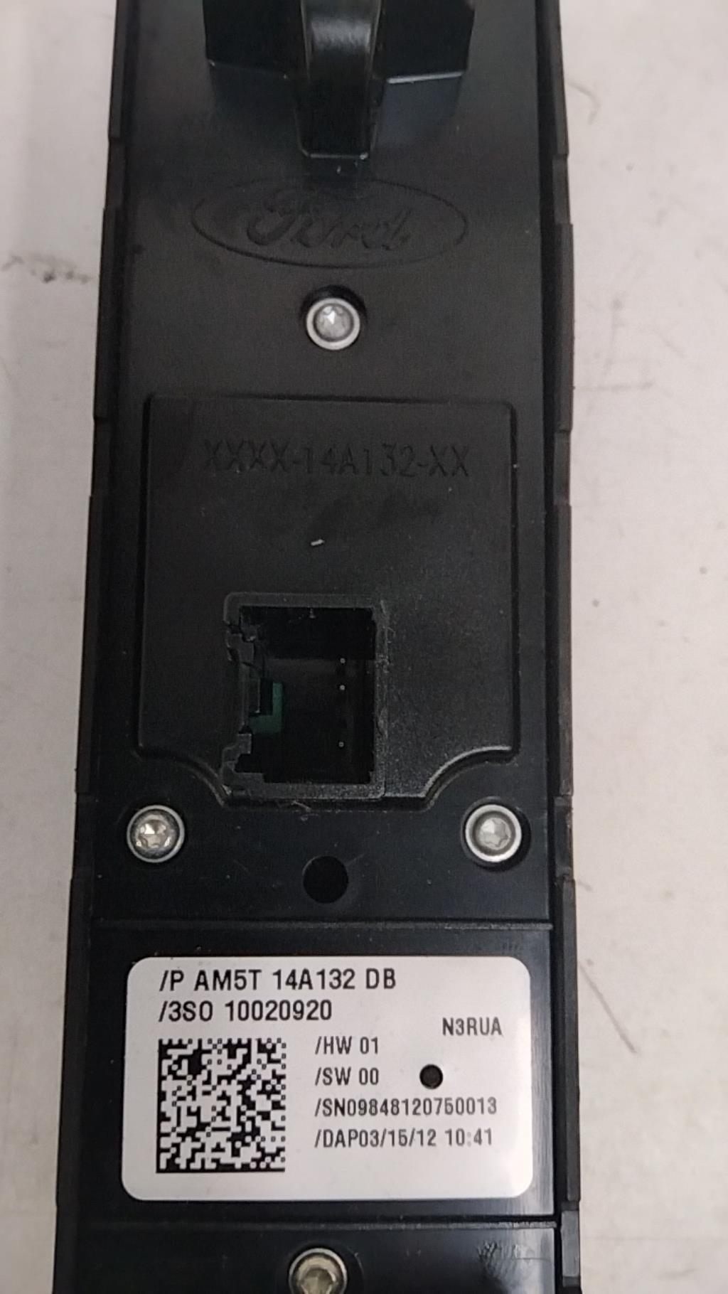 Interruttore lavacristalli anteriore sinistro FORD C-MAX 2 PHASE 1 Diésel - 1