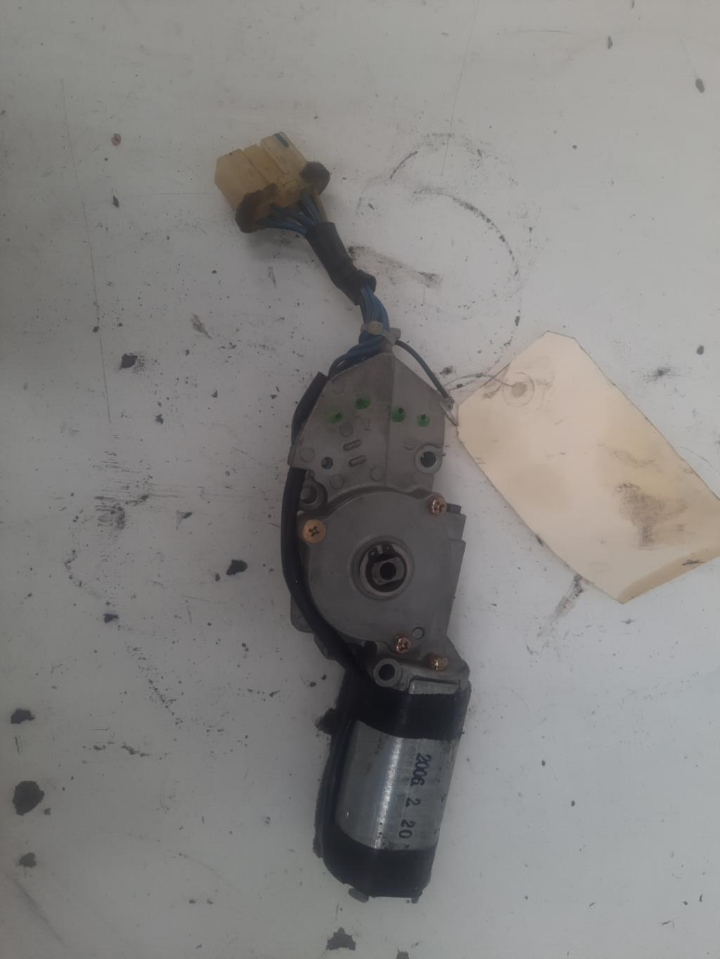 Moteur toit ouvrant HYUNDAI MATRIX PHASE 1  - 1