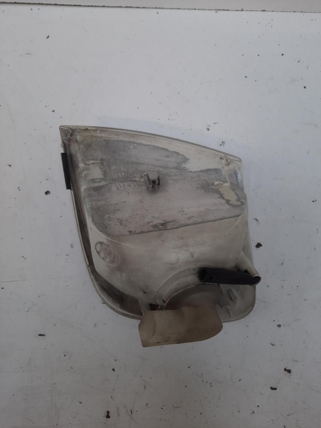Gruppo ottico anteriore secondario destro (luci)(freccia) VOLKSWAGEN POLO 3 PHASE 2  - 1