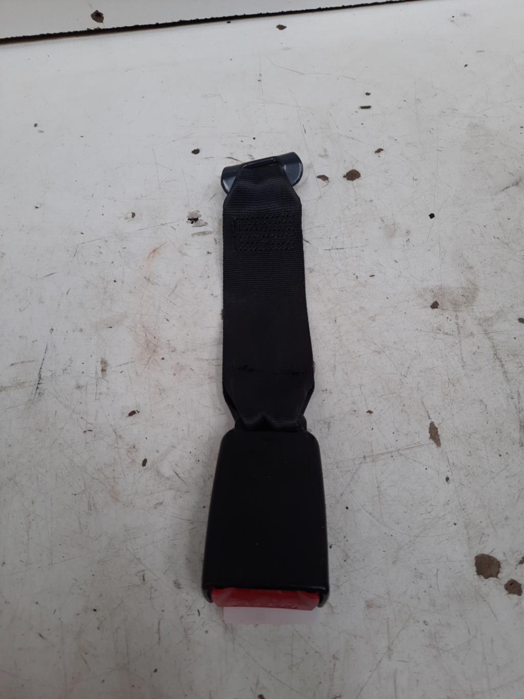 Aggancio cintura sicurezza posteriore destro PEUGEOT 306 BREAK  - 1