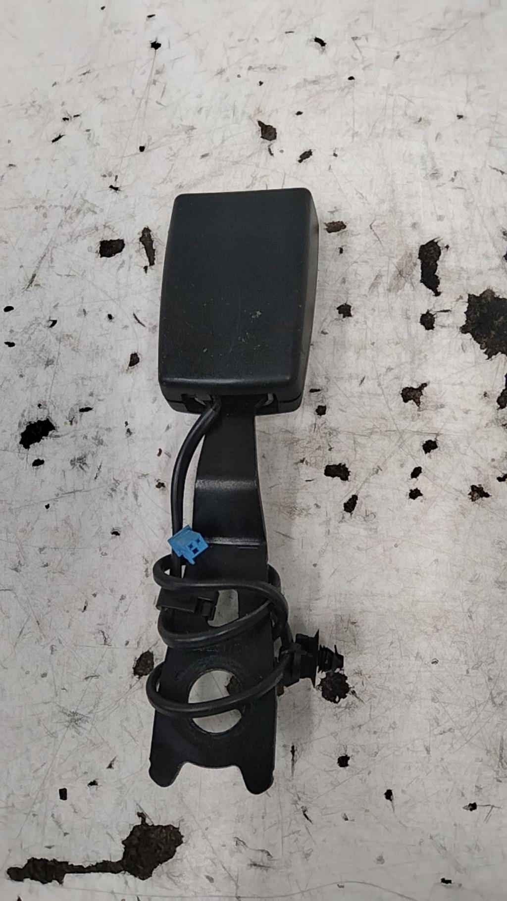 Aggancio cintura sicurezza anteriore destro MITSUBISHI COLT 6 PHASE 1 Diésel - 1