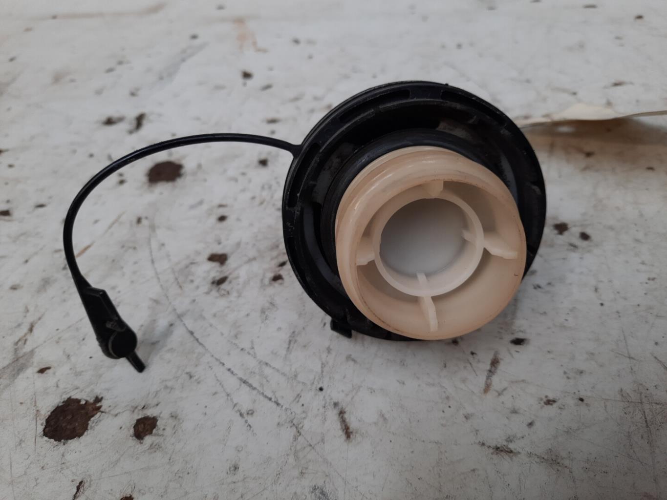 Bouchon de carburant OPEL AGILA A Essence - 1