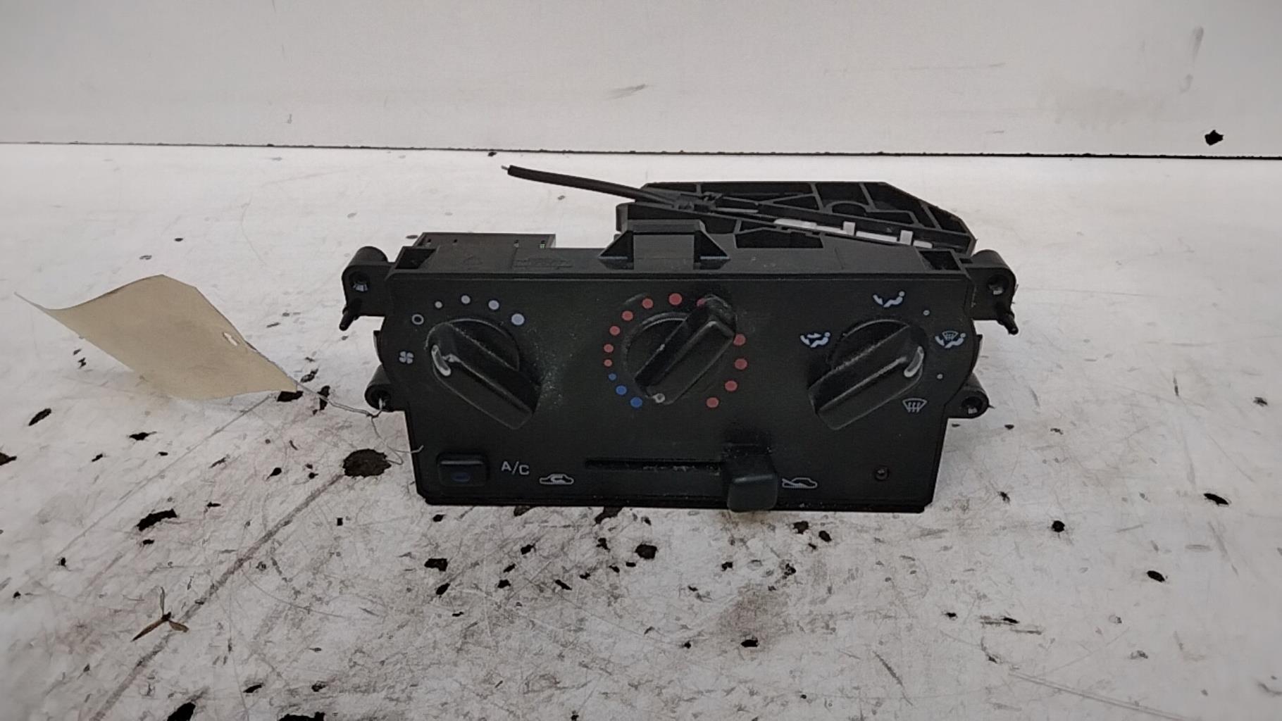 Commande chauffage NISSAN MICRA 2 PHASE 4  - 1