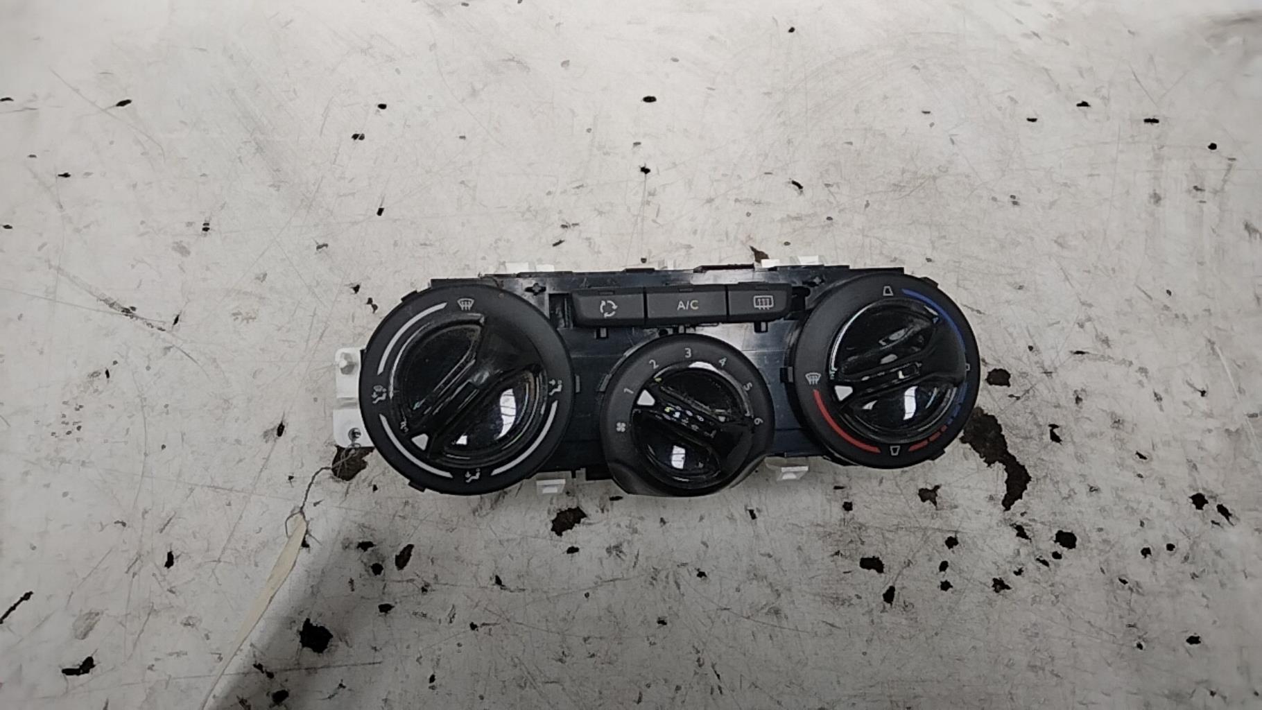 Commande chauffage PEUGEOT 208 1 PHASE 1 Diesel - 1