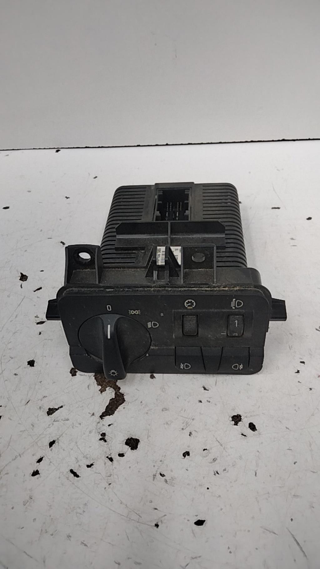 Commande de phare BMW SERIE 3 E46 TOURING PHASE 1 BREAK Diesel - 1