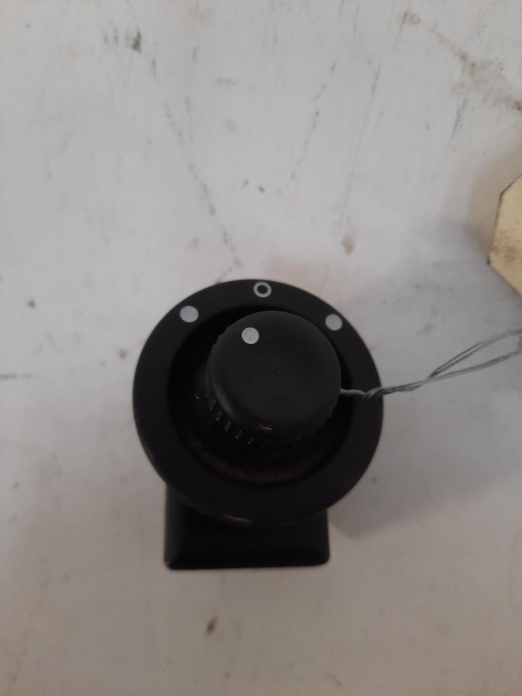 Commande retroviseurs RENAULT KANGOO 1 PHASE 2 Diesel - 1