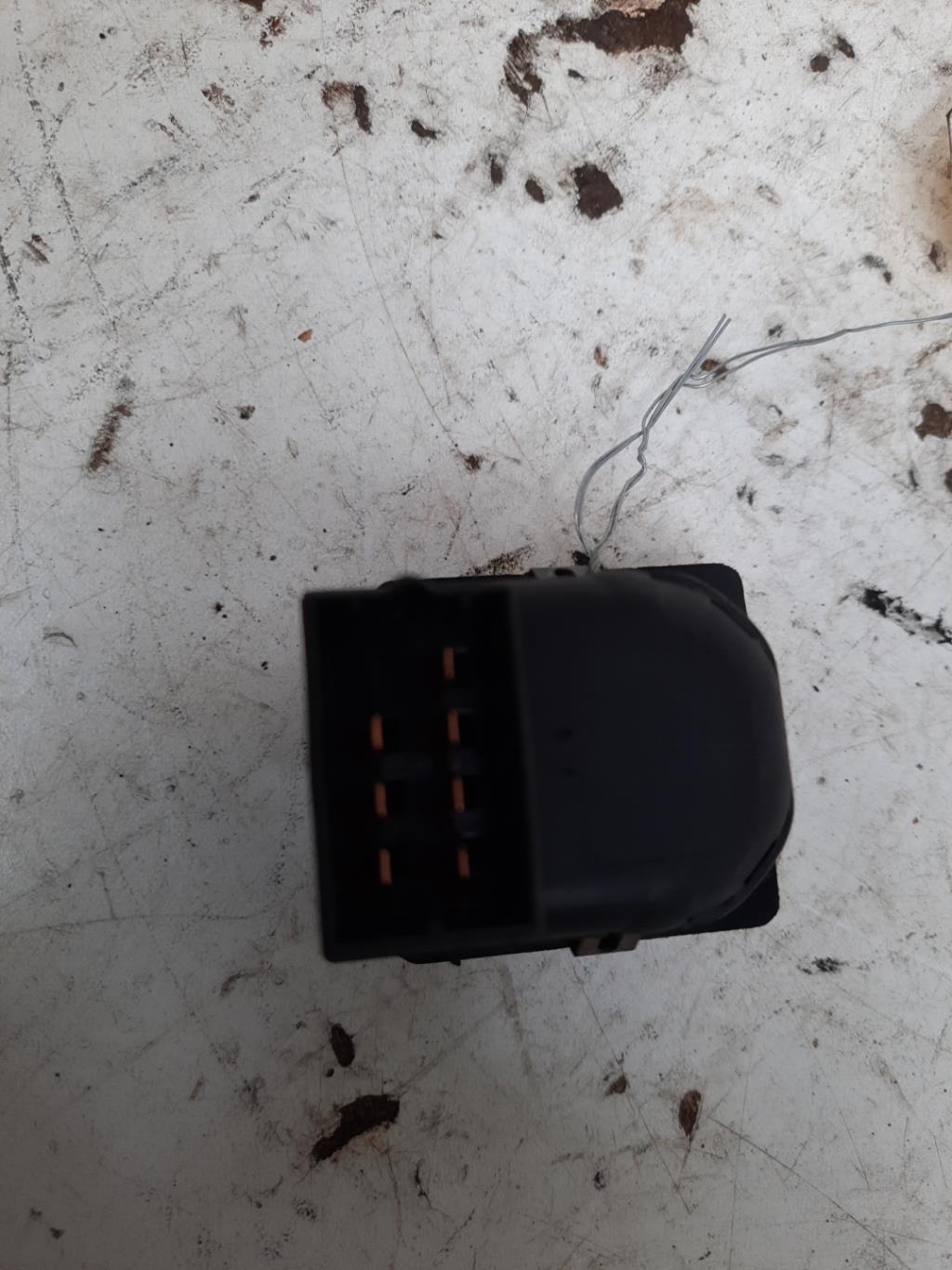 Commande retroviseurs ROVER 25 PHASE 1  - 1