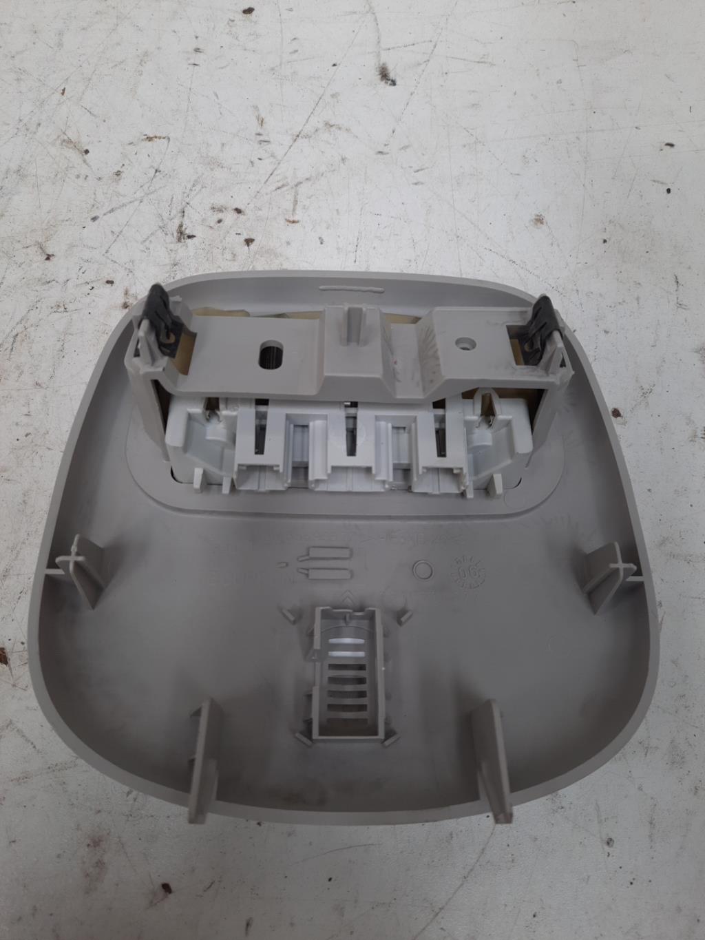 Luce di cortesia PEUGEOT 407 PHASE 1 Gasolina - 1