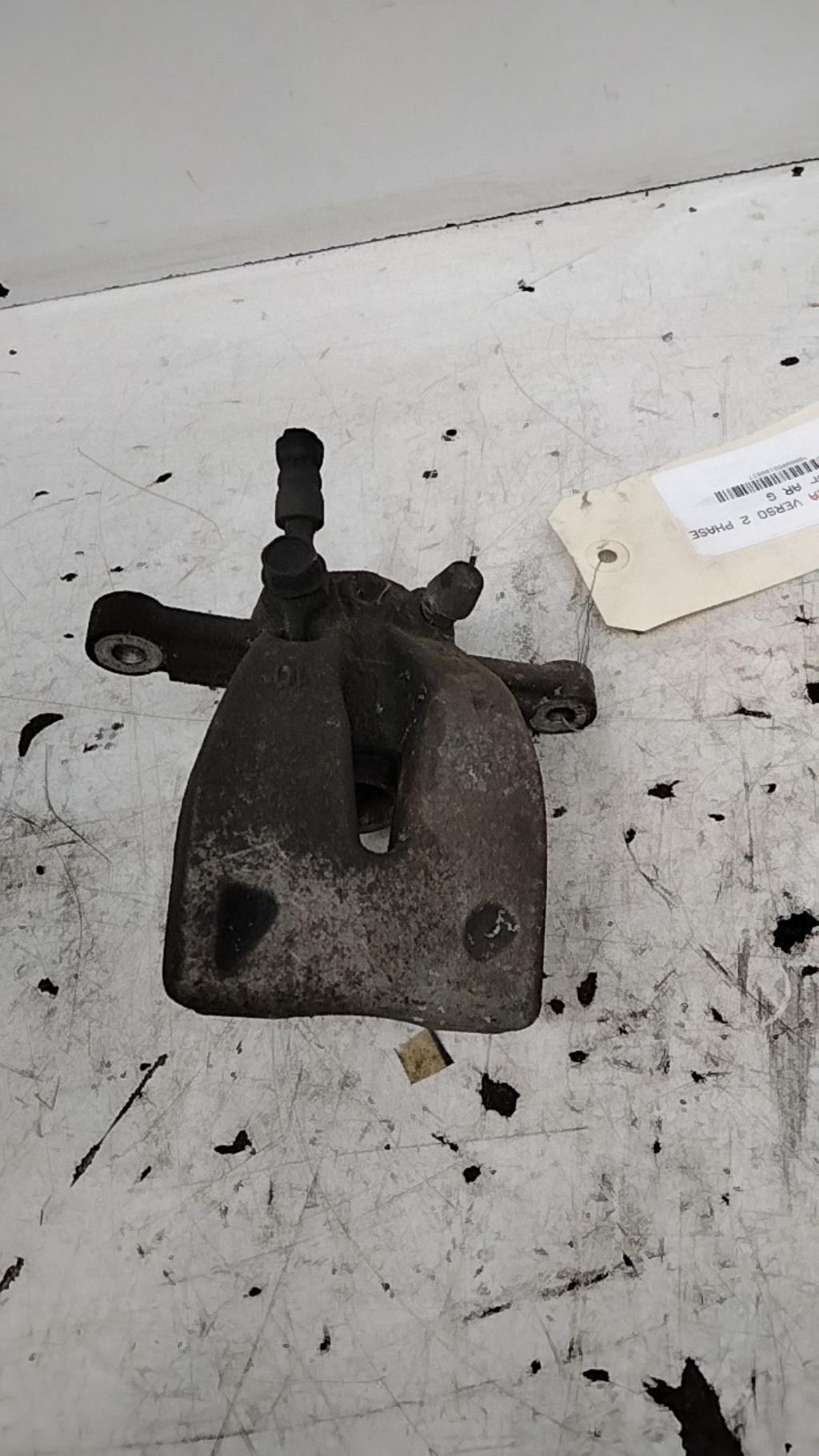 Pinza freni posteriore sinistra TOYOTA COROLLA VERSO 2 PHASE 1 Diésel - 1