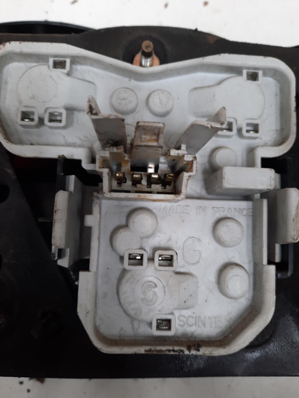 Fanale posteriore principale sinistro (luci) RENAULT R21 PHASE 2 Diésel - 1