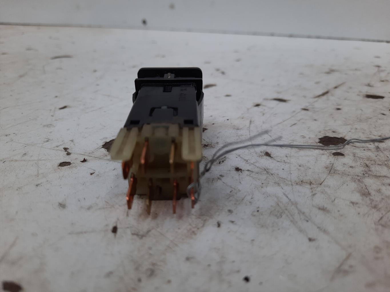 Bouton de warning CITROEN AX PHASE 1 Diesel - 1