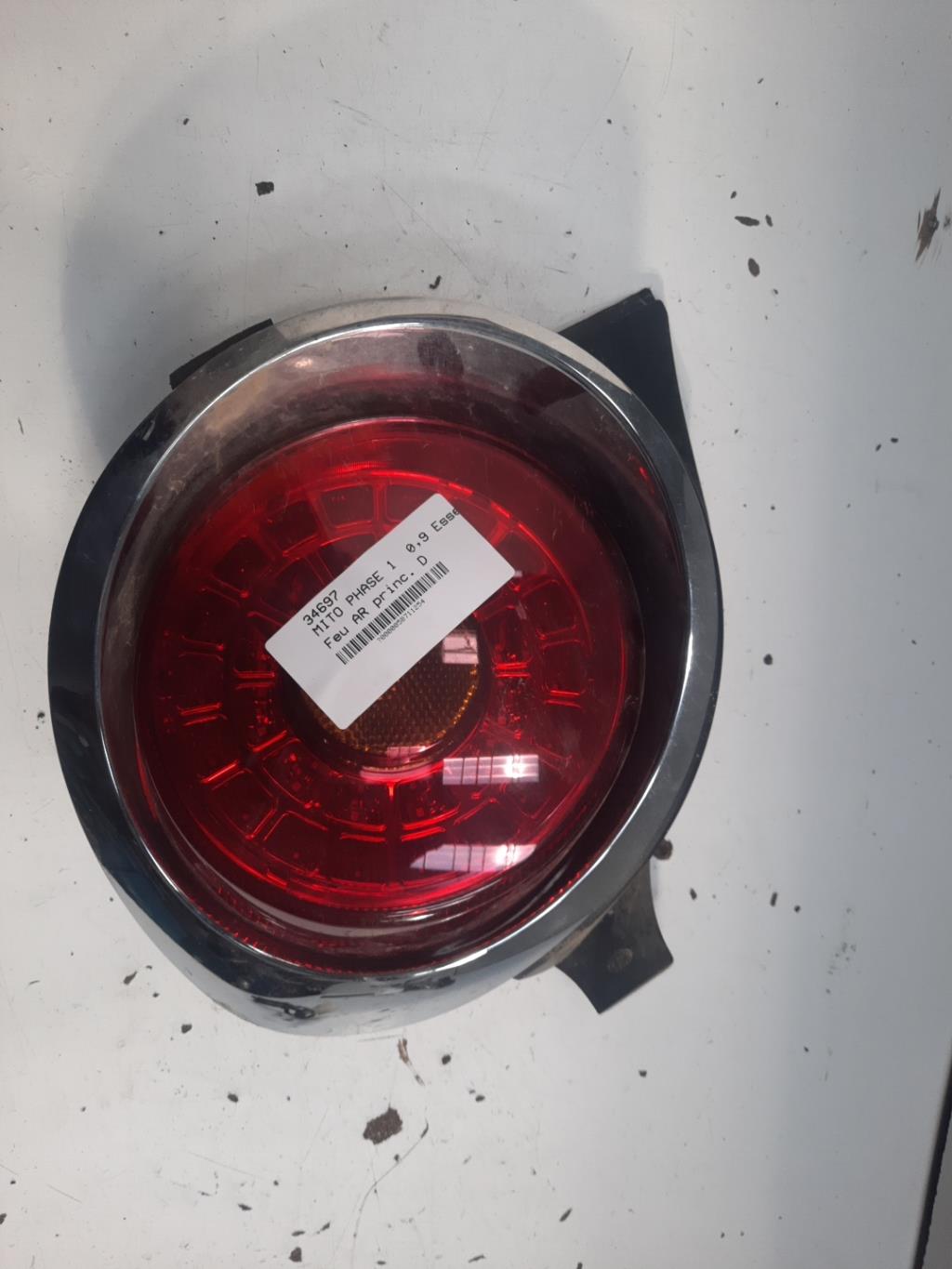 Fanale posteriore principale destro (luci) ALFA ROMEO MITO PHASE 1 Gasolina - 1