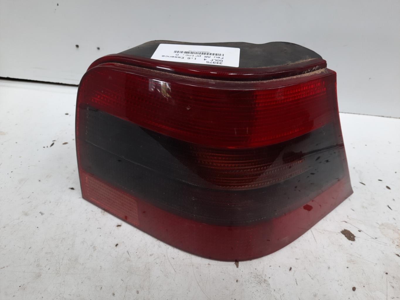 Fanale posteriore principale destro (luci) VOLKSWAGEN GOLF 4 Gasolina - 1