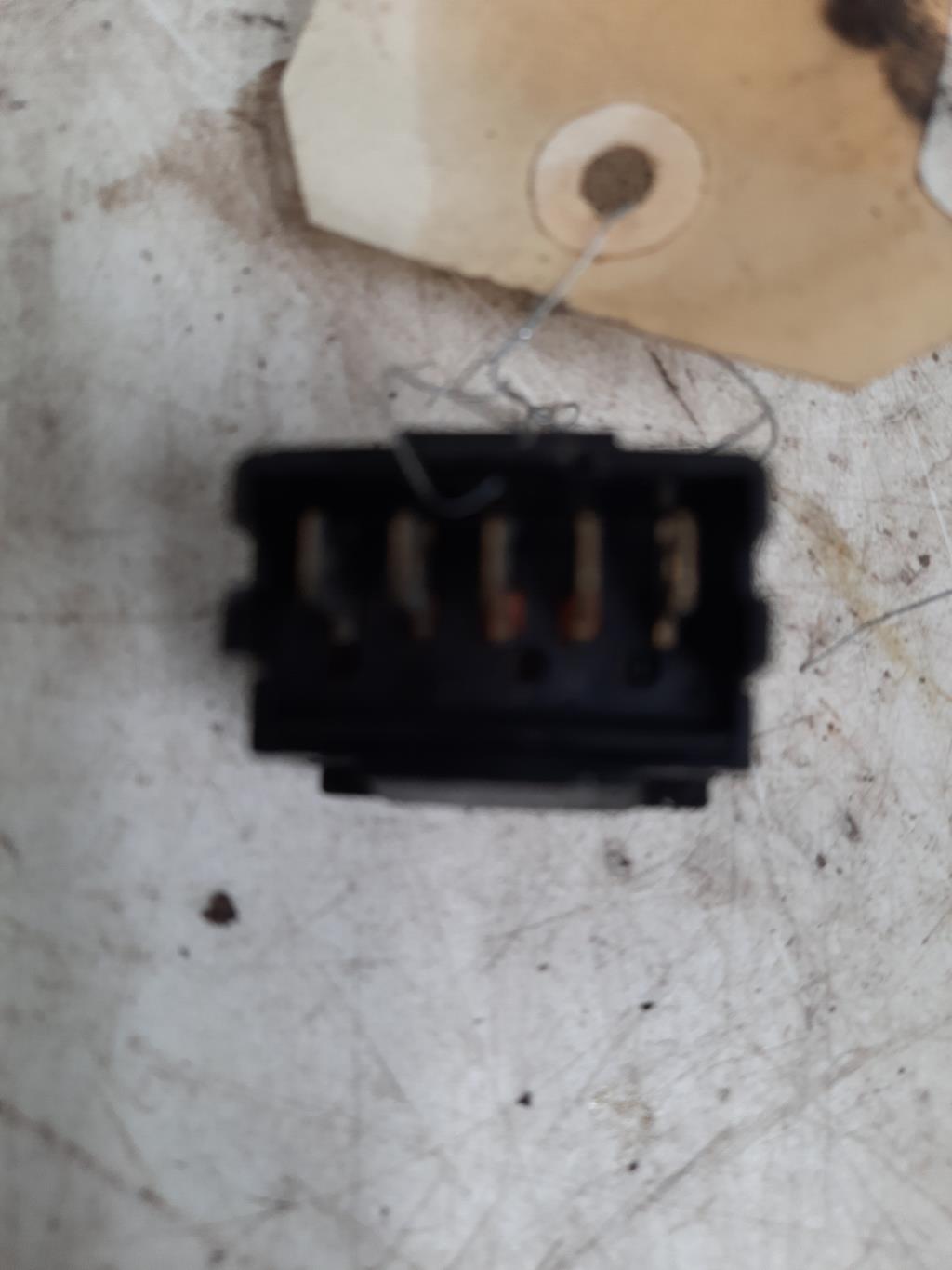 Interruttore lavacristalli anteriore destro PEUGEOT 406 PHASE 1 Gasolina - 1