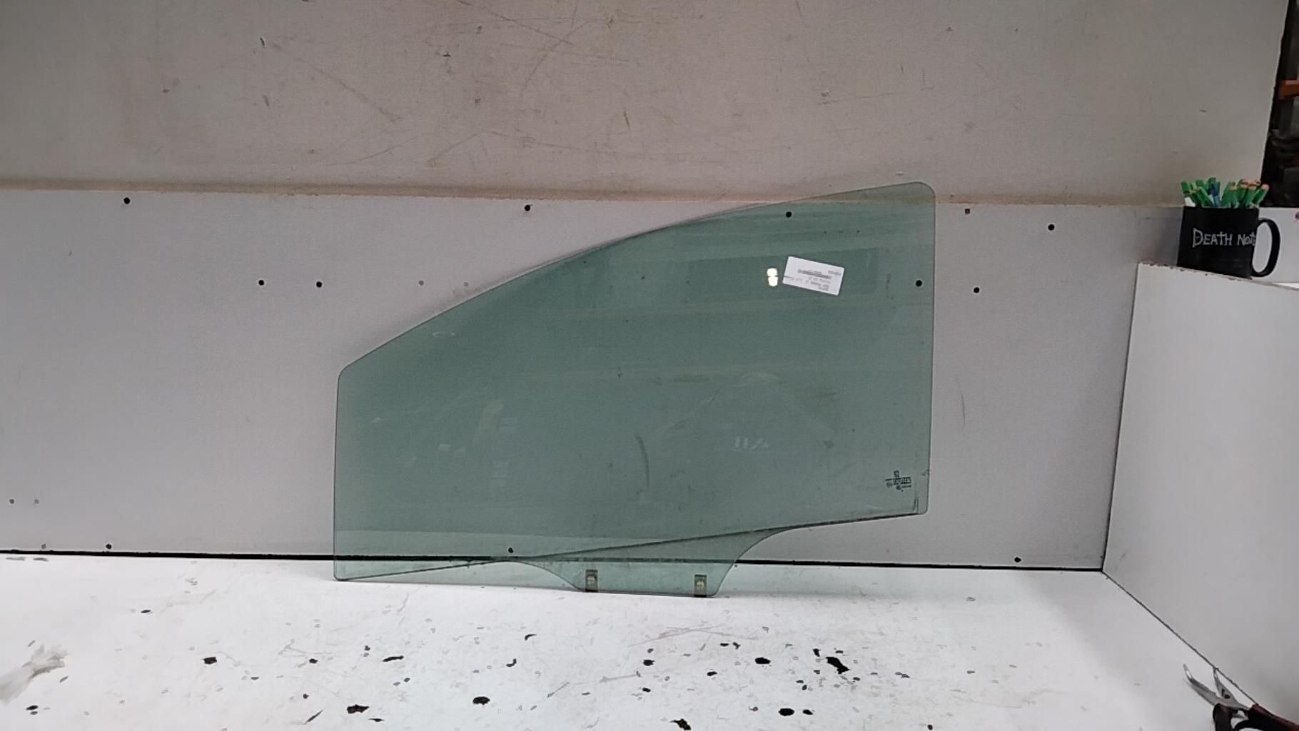 Vetro anteriore sinistro PEUGEOT 307 PHASE 2 Diésel - 1